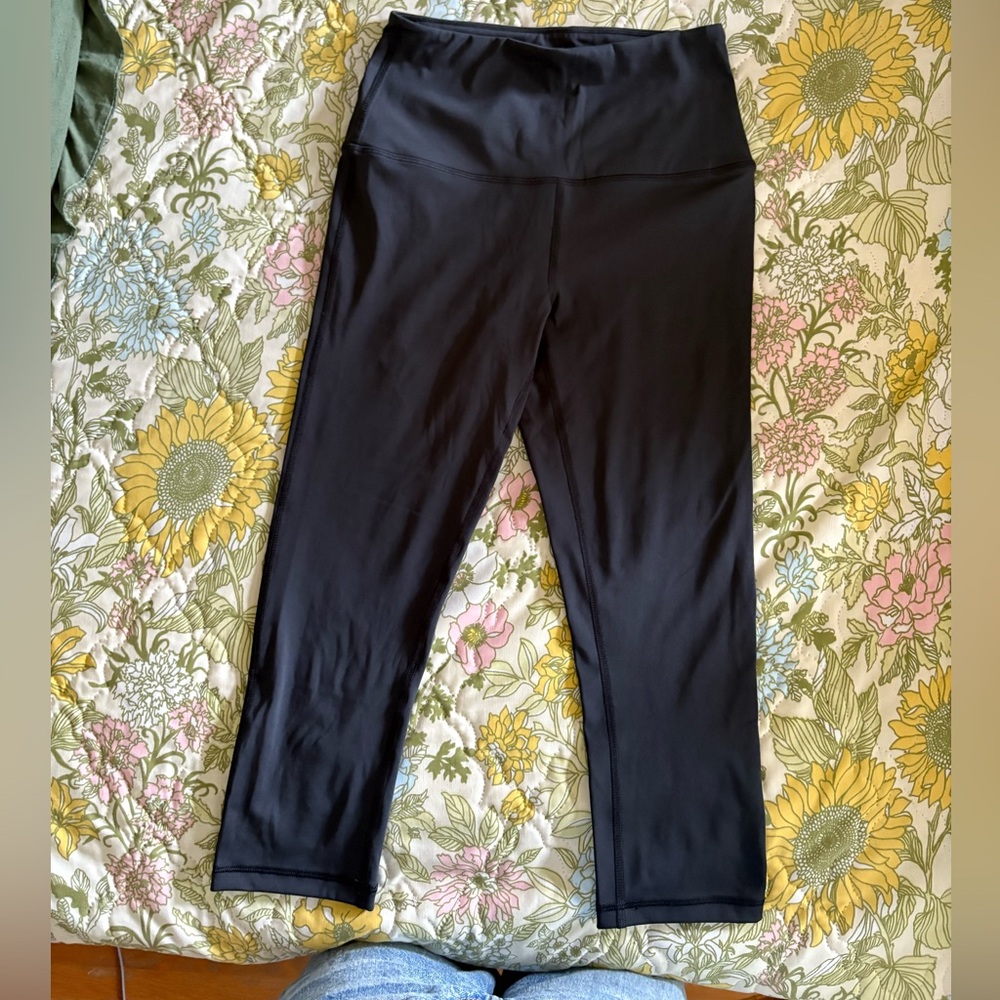 Amazon Essentials Calf Length Black Leggings